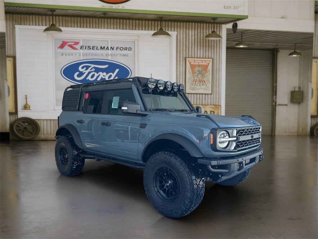 2025 FORD Bronco