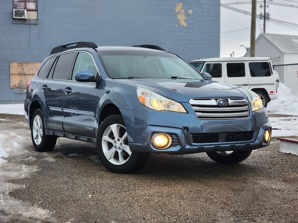 2014 SUBARU Outback