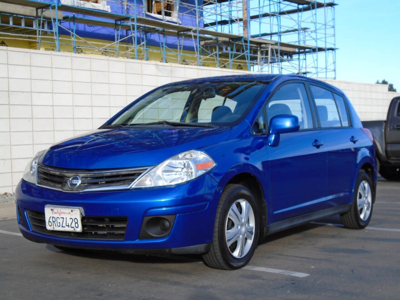 2011 NISSAN Versa