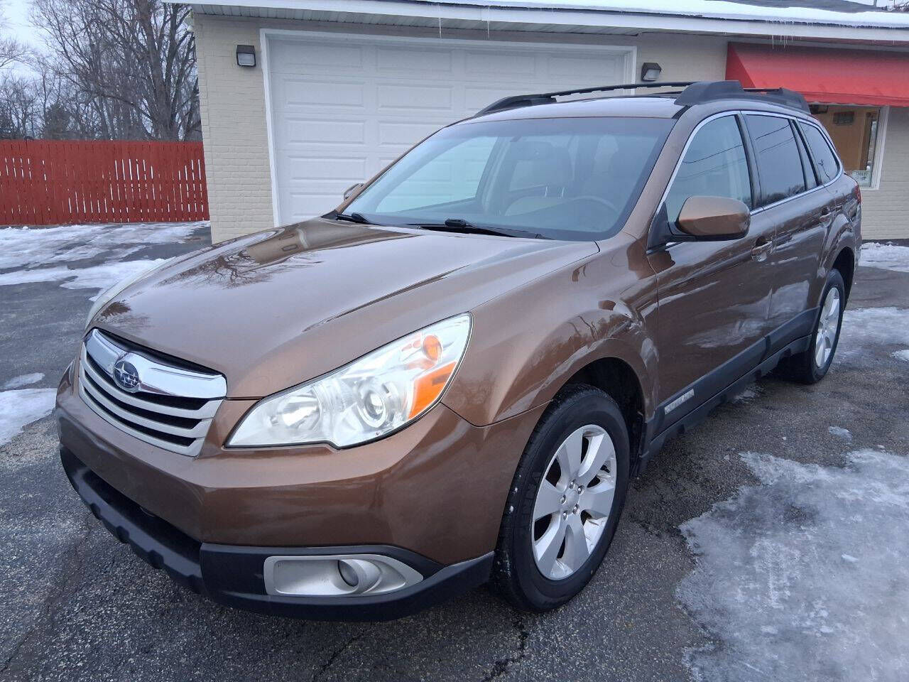 2011 SUBARU Outback