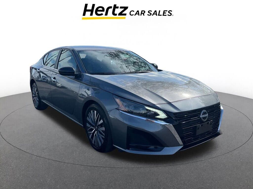 2025 Nissan Altima
