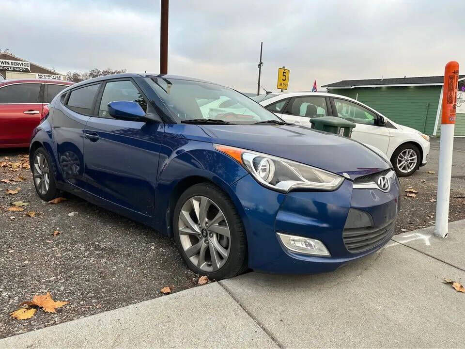 2017 HYUNDAI Veloster