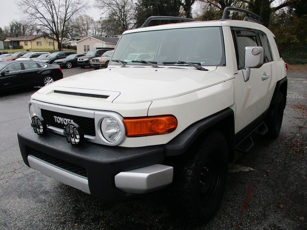 2014 TOYOTA FJ Cruiser