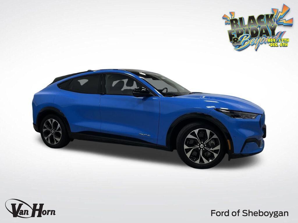 2022 FORD Mach-E