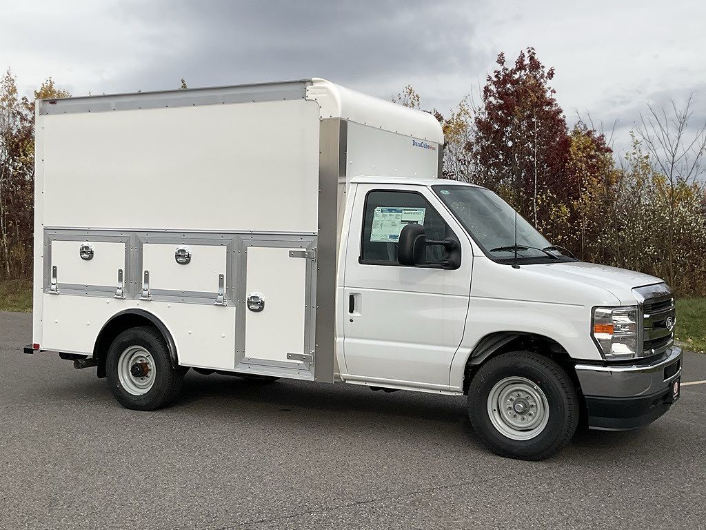 2026 FORD E-350