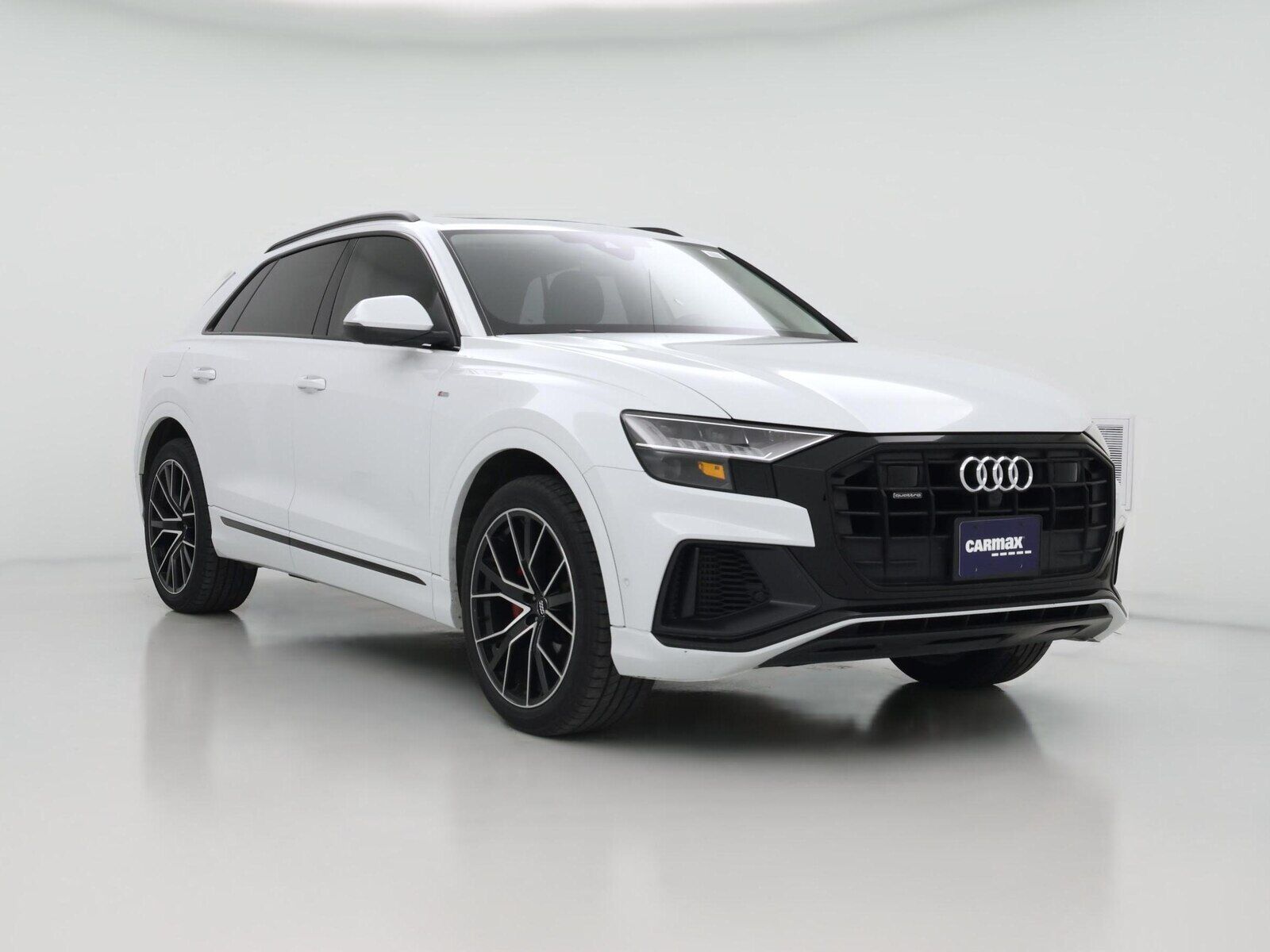 2020 AUDI Q8
