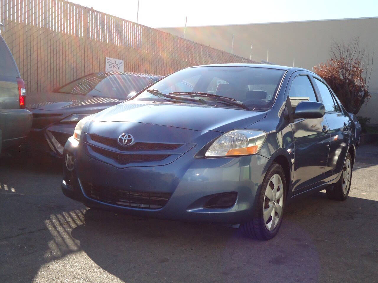 2008 TOYOTA Yaris
