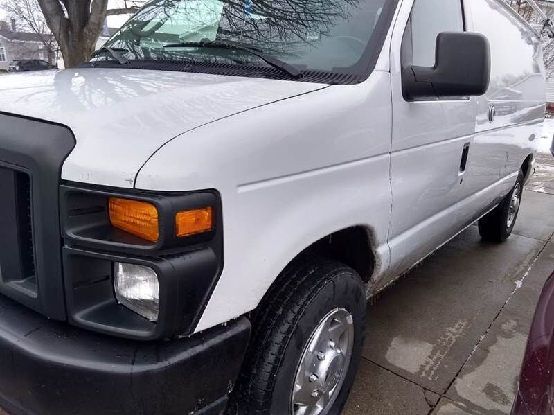 2010 FORD E-250