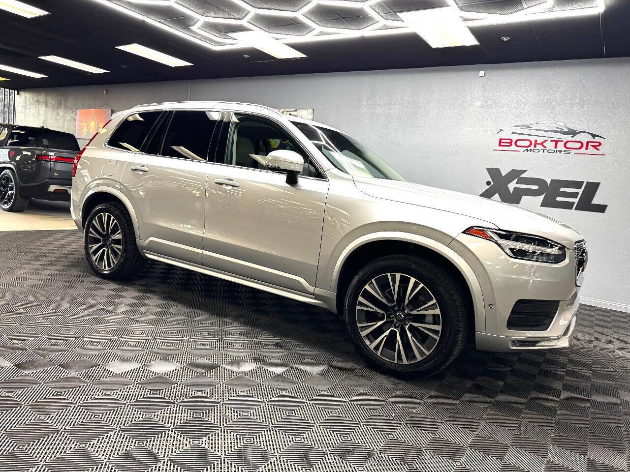 2020 VOLVO XC90