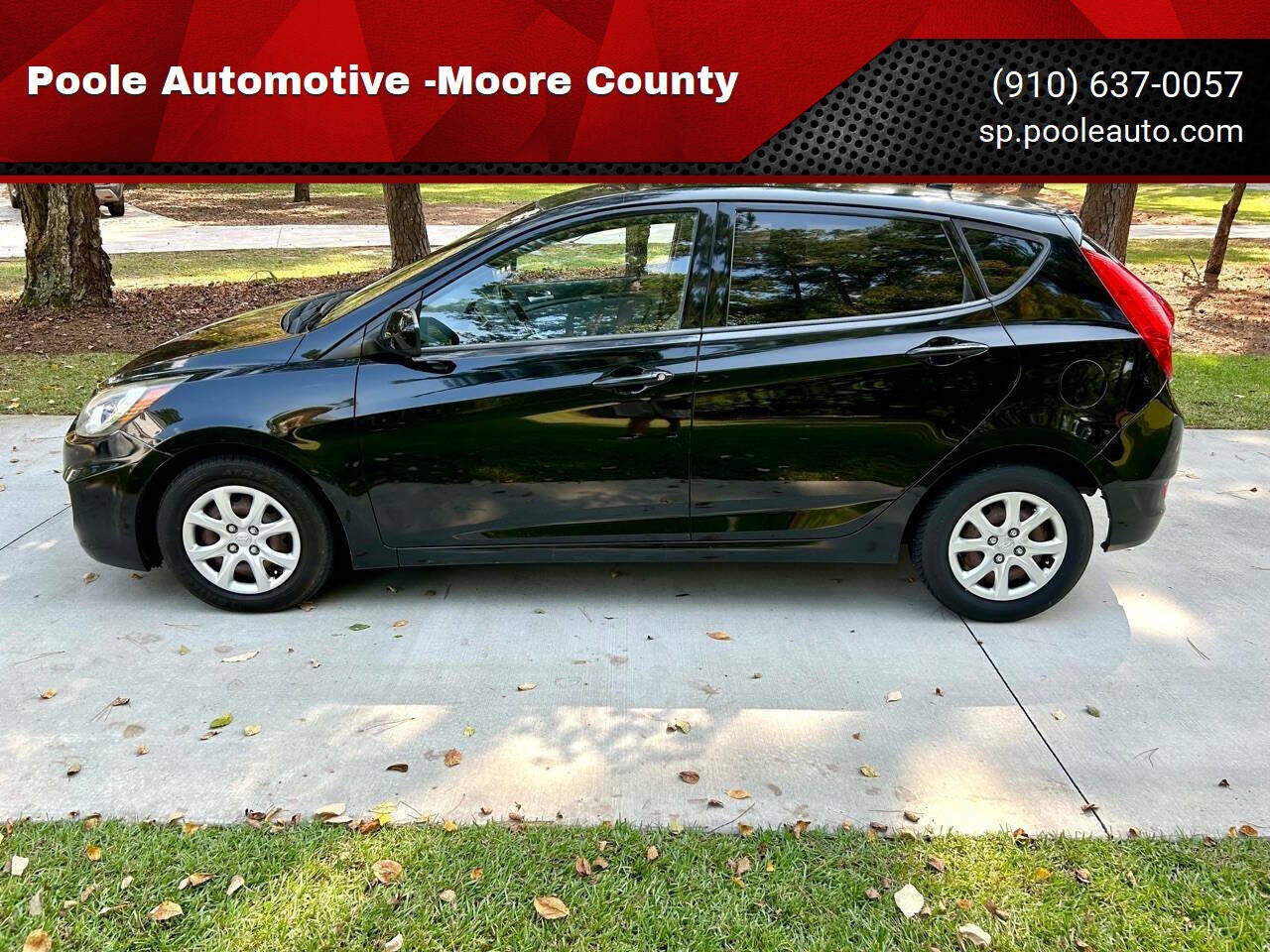 2012 HYUNDAI Accent