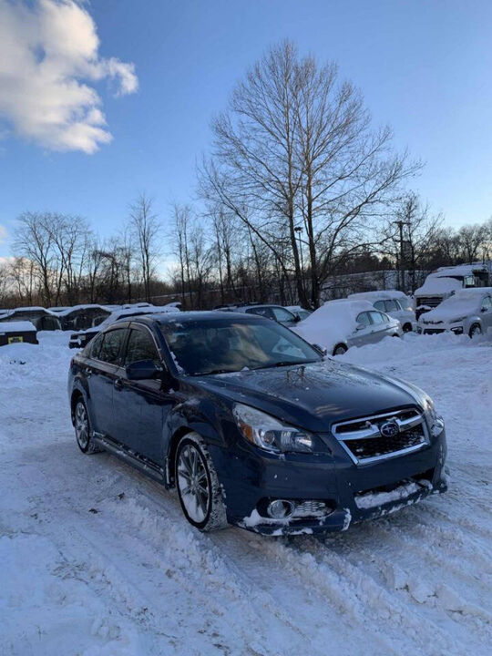 2014 SUBARU Legacy