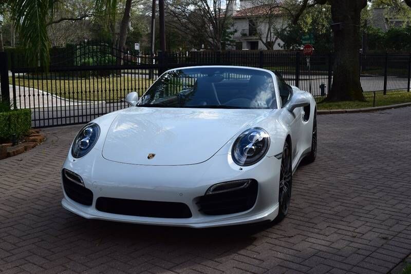 2015 PORSCHE 911