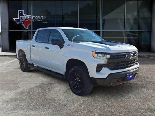 2024 CHEVROLET Silverado