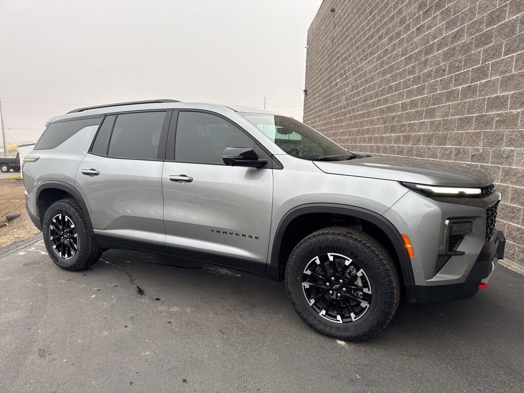 2026 CHEVROLET Traverse