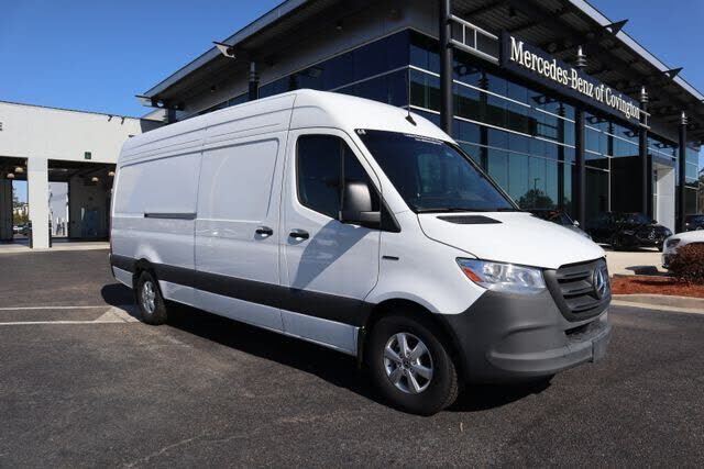 2024 MERCEDES-BENZ eSprinter