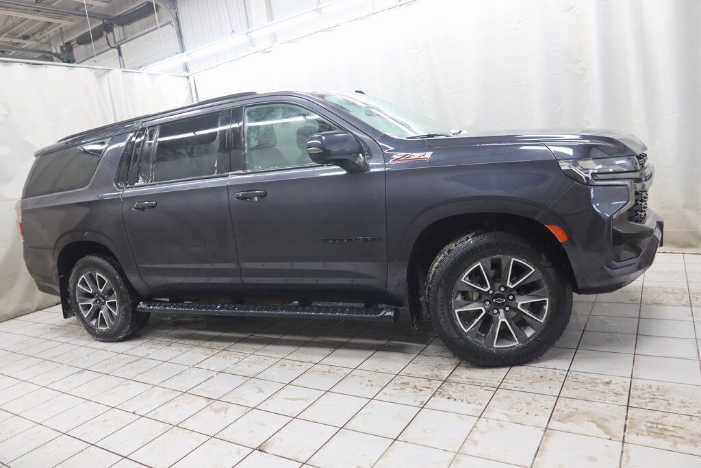 2022 CHEVROLET Suburban