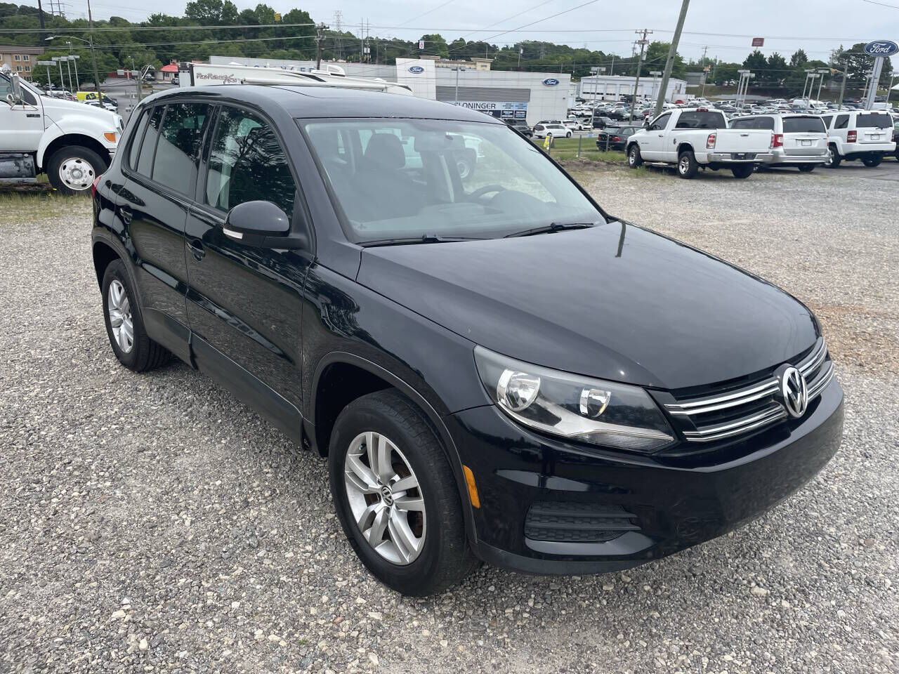 2012 VOLKSWAGEN Tiguan