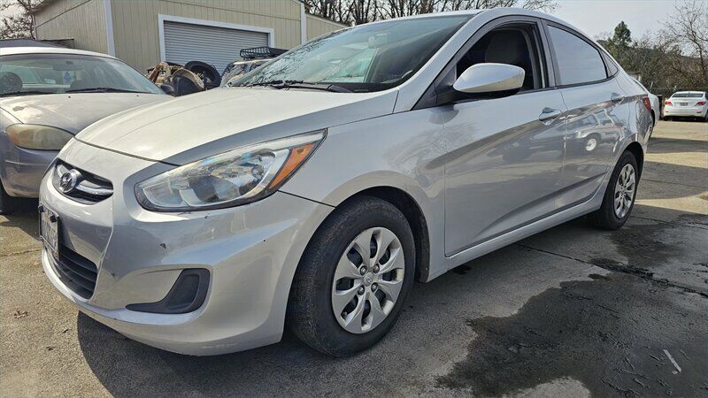 2015 HYUNDAI Accent