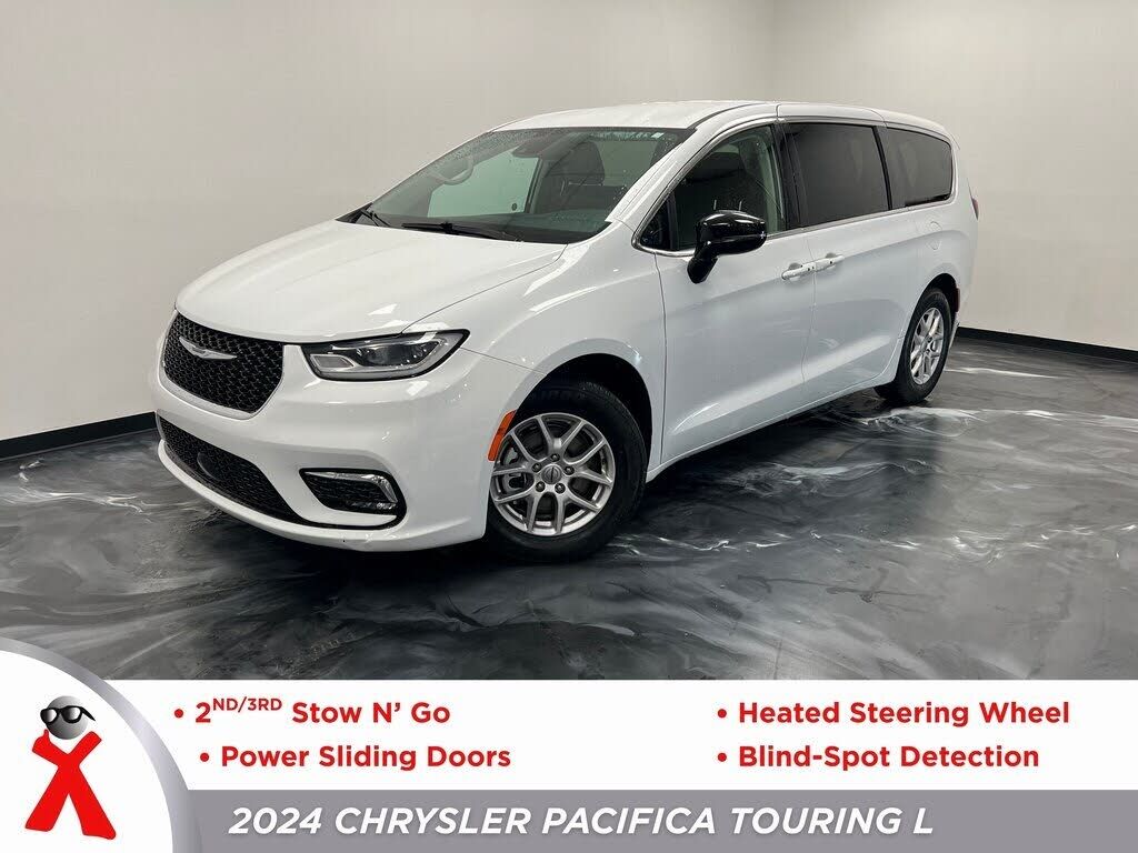 2024 CHRYSLER Pacifica