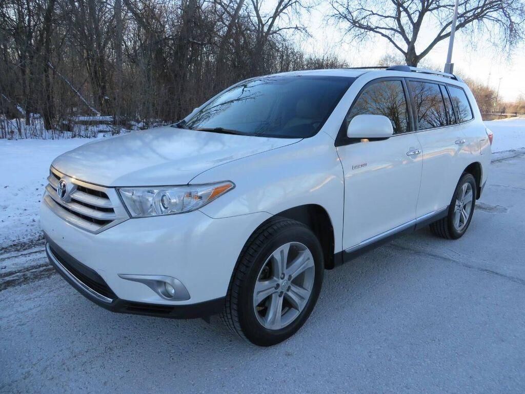 2011 TOYOTA Highlander