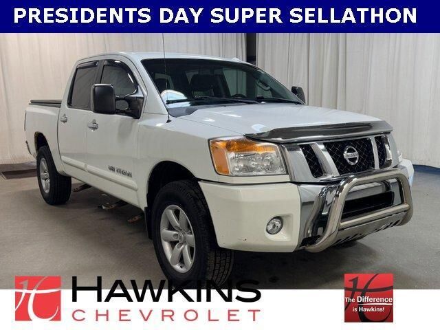 2013 NISSAN Titan