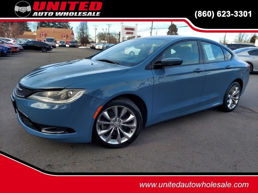 2015 CHRYSLER 200