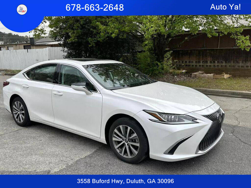 2019 LEXUS ES