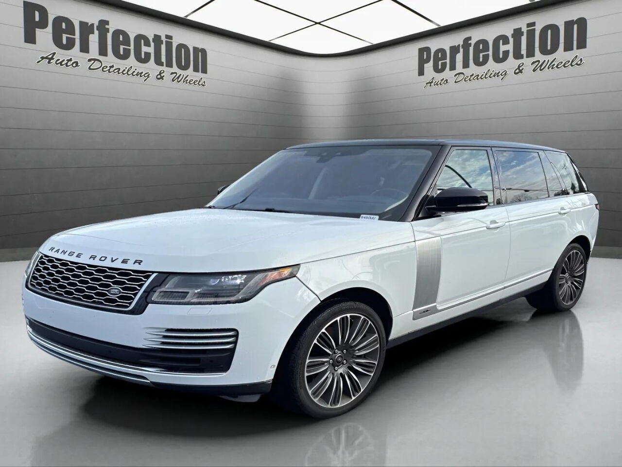 2020 LAND ROVER Range Rover