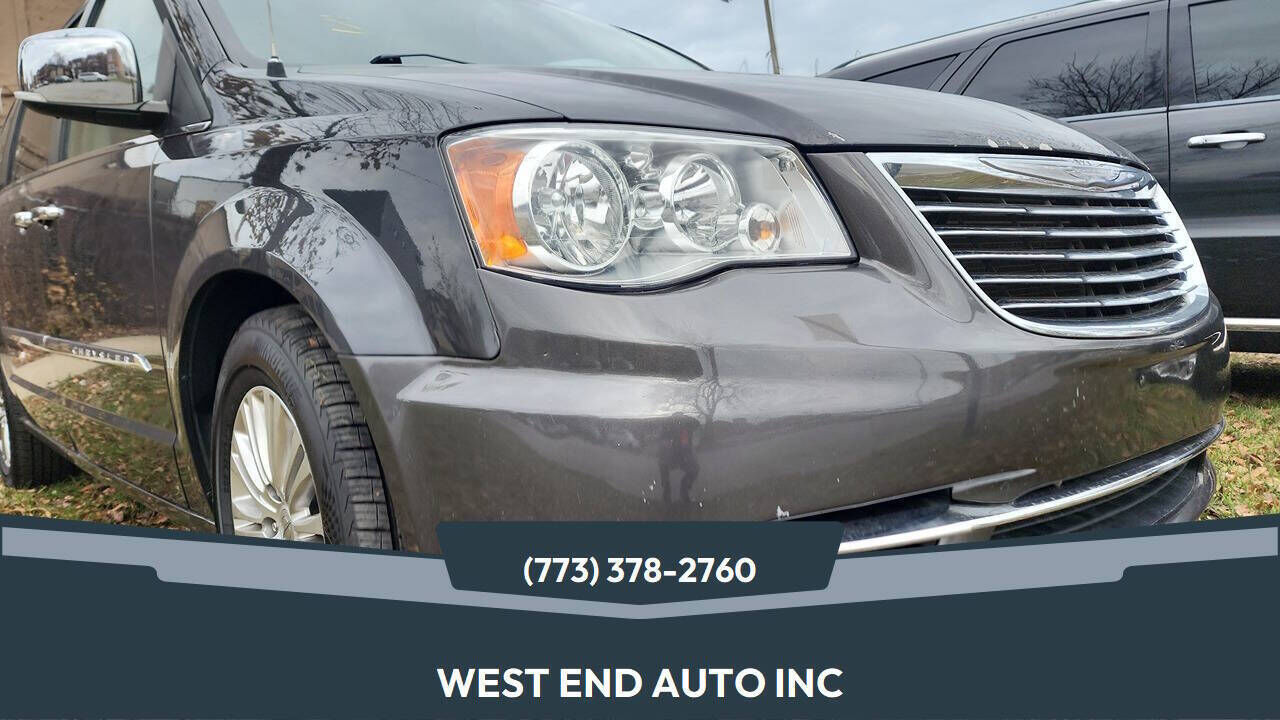2016 CHRYSLER Town and Country