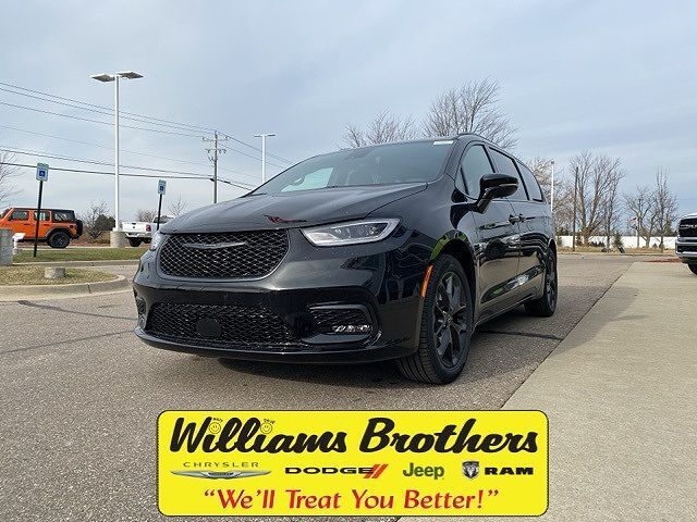 2026 CHRYSLER Pacifica