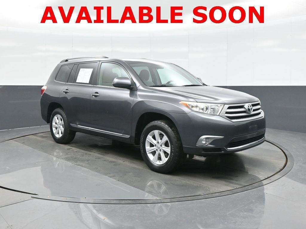 2013 TOYOTA Highlander