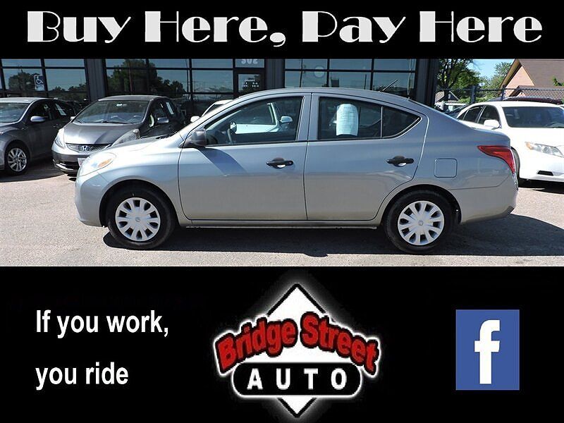 2013 NISSAN Versa