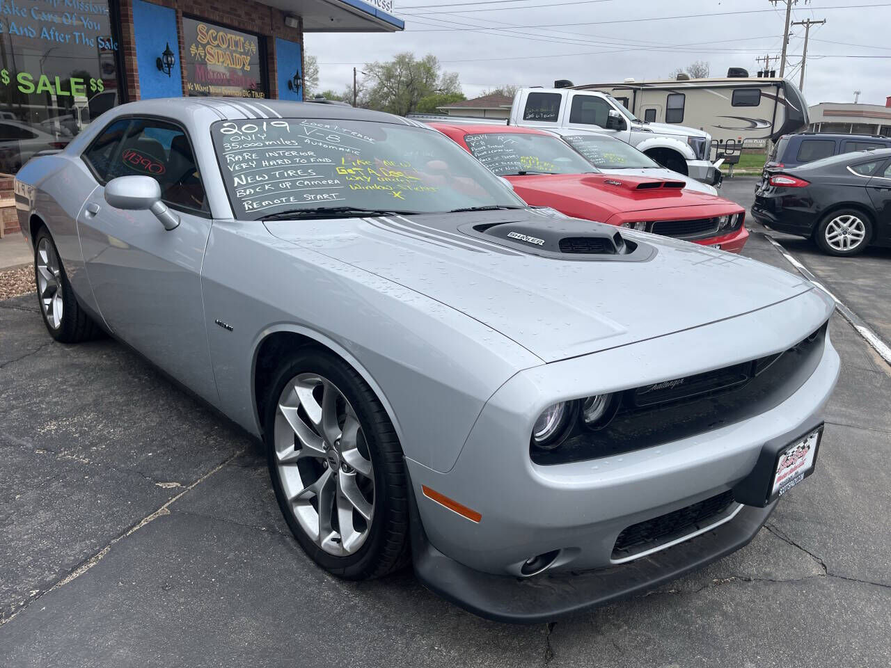 2019 DODGE Challenger