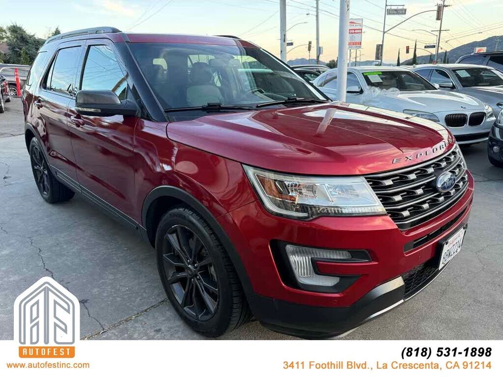 2017 FORD Explorer