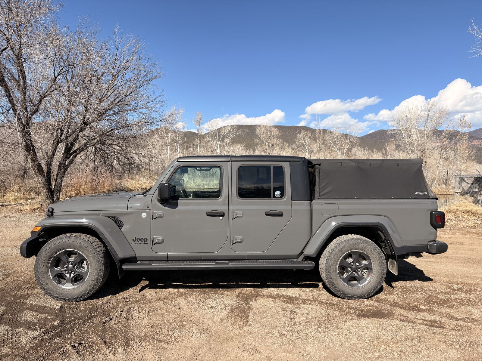 2021 JEEP Gladiator