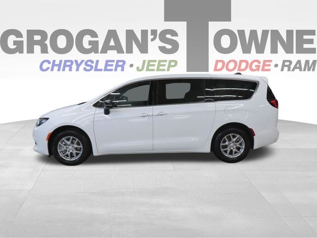 2026 CHRYSLER Voyager