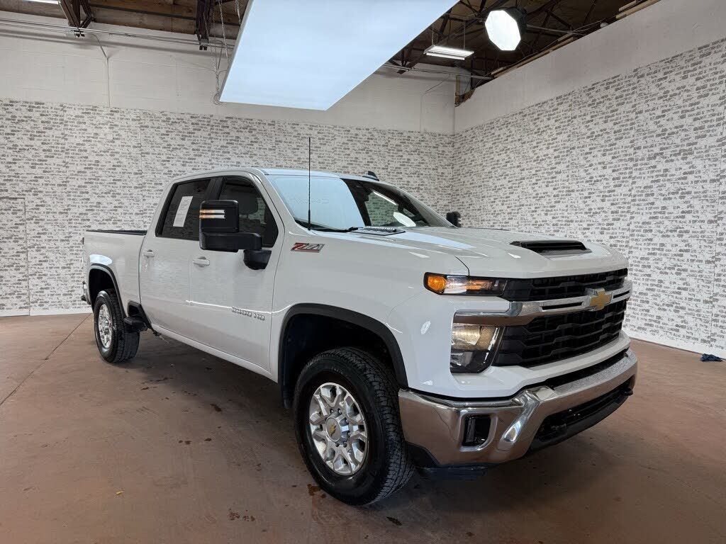 2024 CHEVROLET Silverado HD