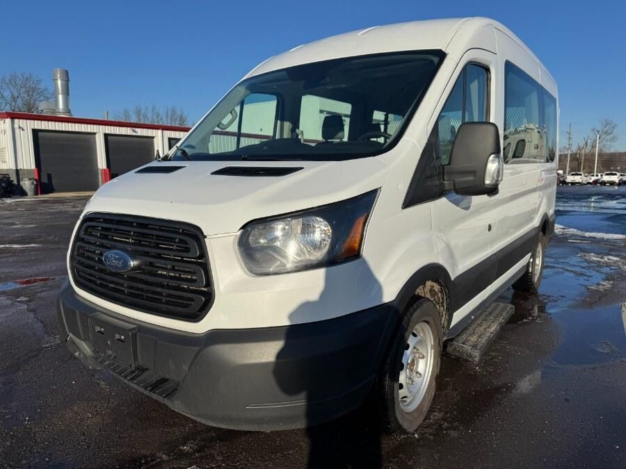 2019 FORD Transit