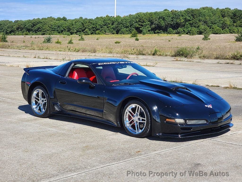 2004 CHEVROLET Corvette
