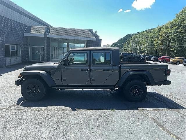 2023 JEEP Gladiator