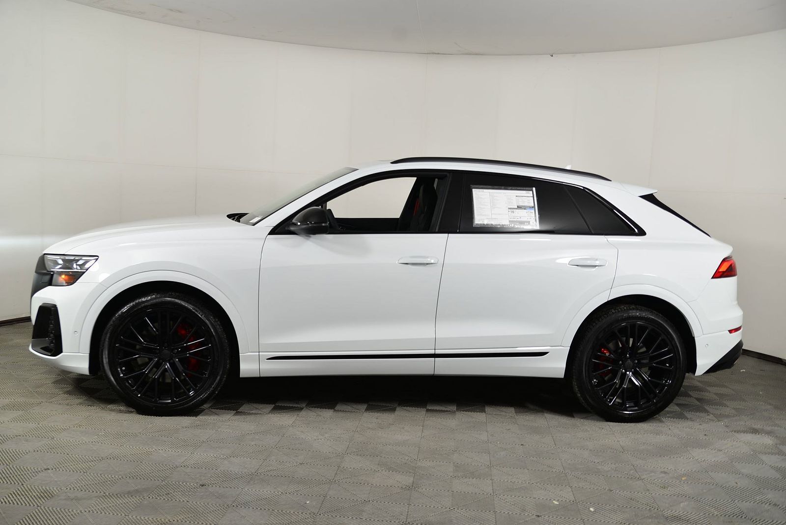 2026 Audi SQ8