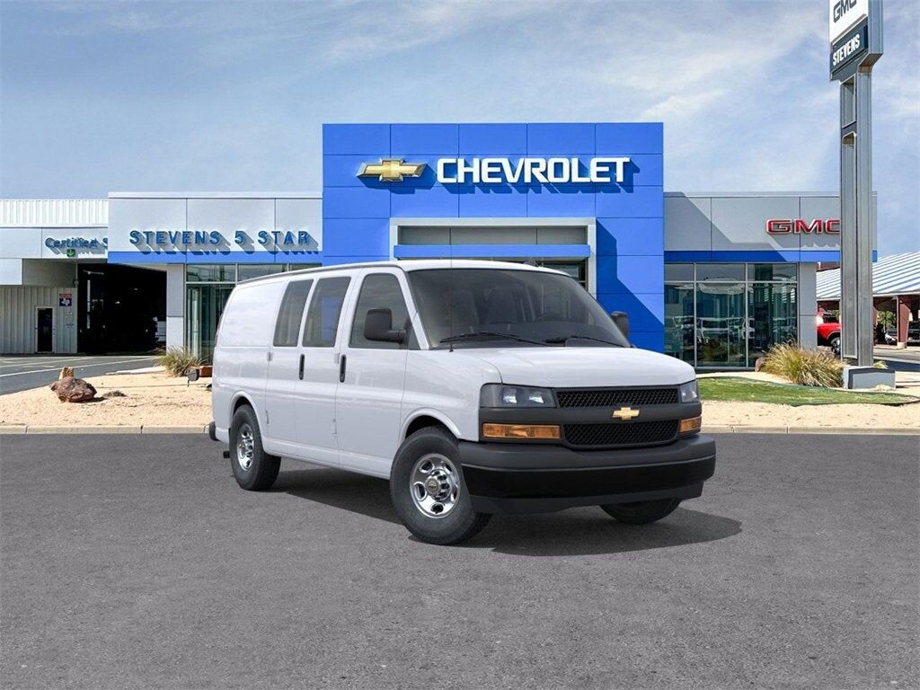2025 CHEVROLET Express