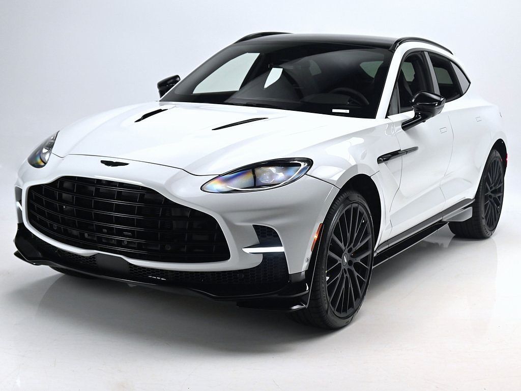 2026 ASTON MARTIN DBX