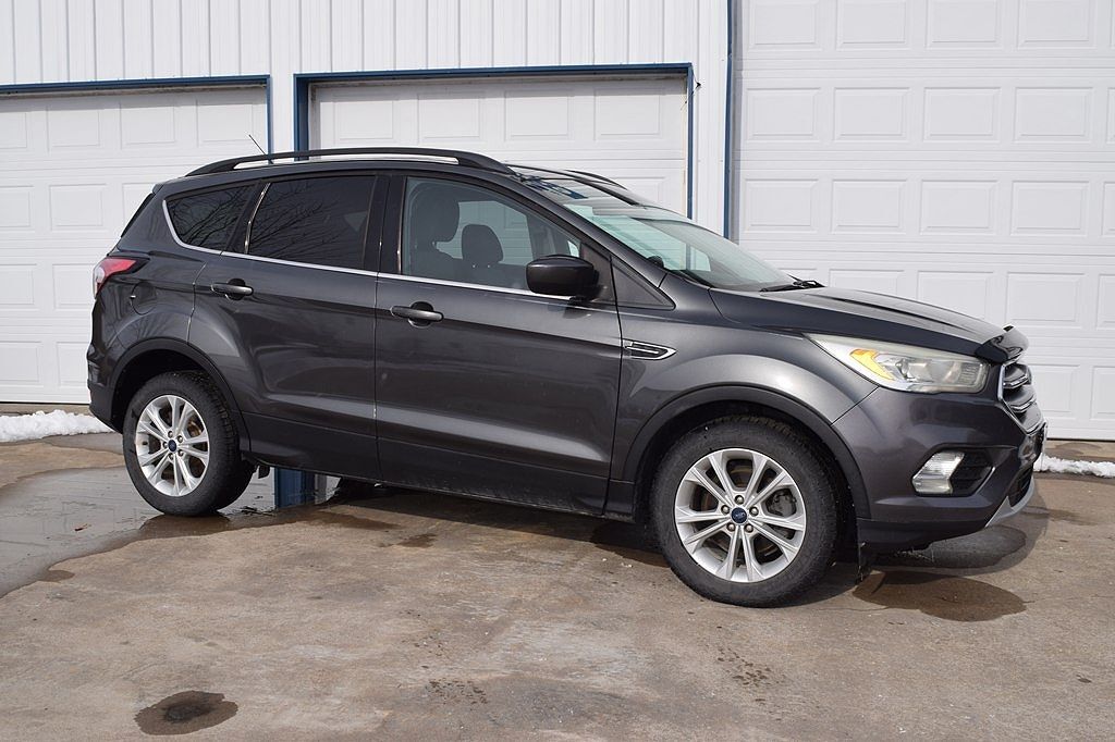 2017 FORD Escape