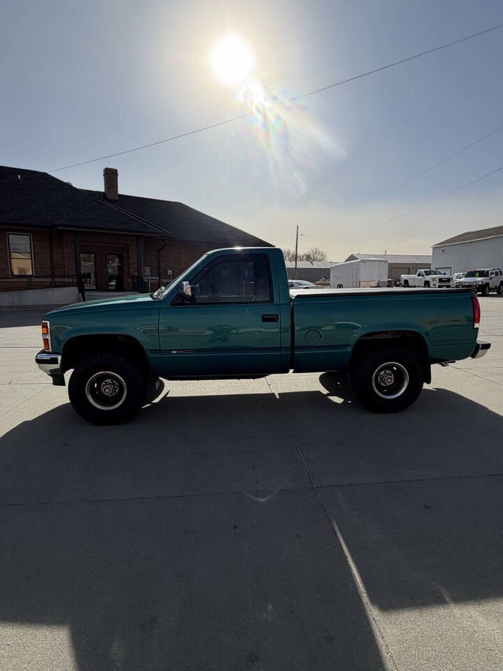 1993 CHEVROLET GMT-400