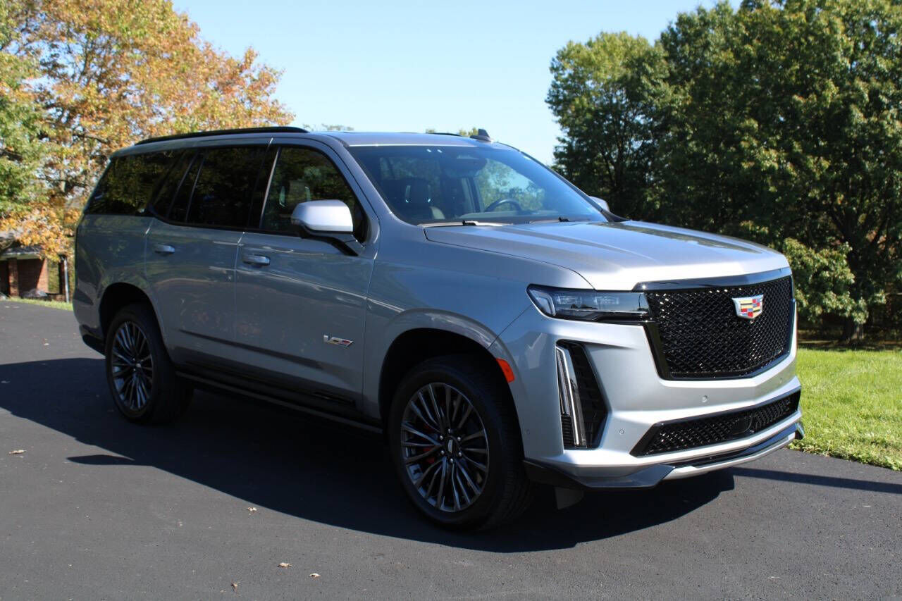 2024 CADILLAC Escalade