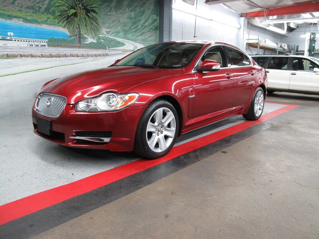 2009 JAGUAR XF