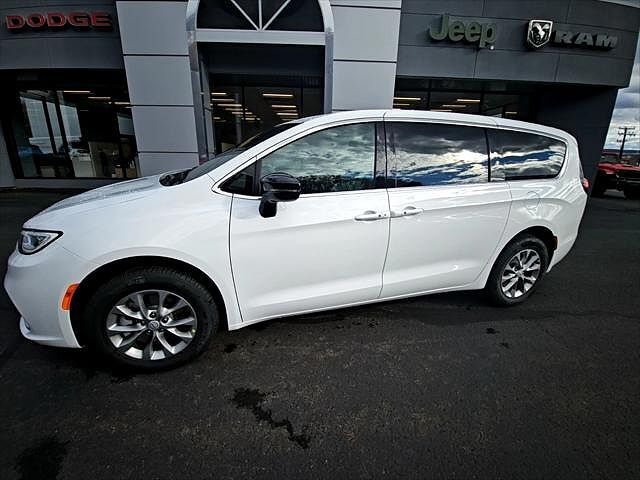 2026 CHRYSLER Pacifica