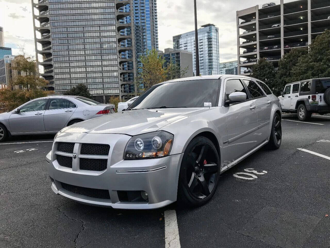 2006 DODGE Magnum