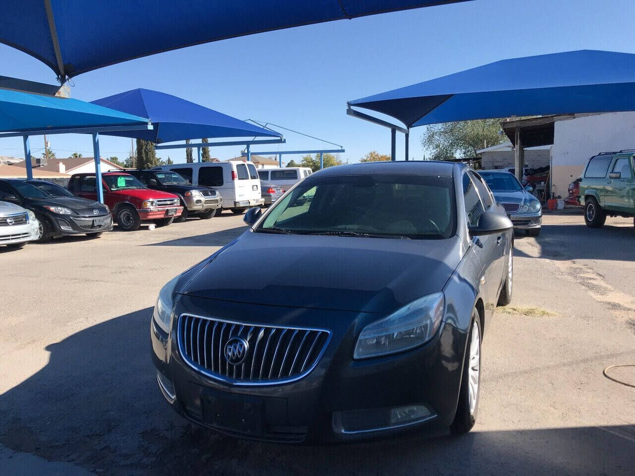 2011 BUICK Regal